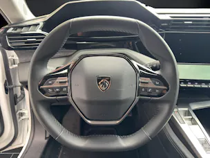Peugeot 308 1.2 Allure Pack EAT8