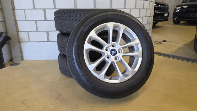 Ford Kuga 2.5 Hybrid ST-Line X 4x4