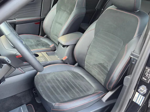Ford Kuga 2.5 Hybrid ST-Line X 4x4