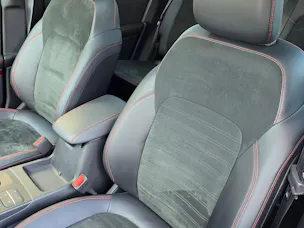 FORD Kuga 2.5 Hybrid ST-Line X 4x4