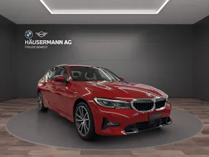 BMW 330e SPORT LINE
