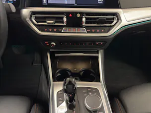 BMW 330e SPORT LINE