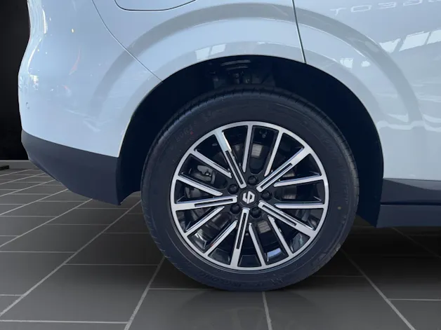 Leapmotor B10 1.5 Hybrid EV