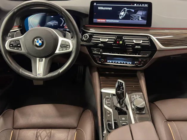 BMW 540d xDrive Touring M SPORT