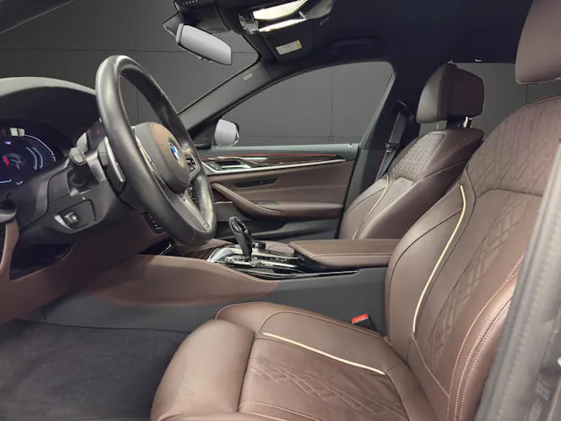 BMW 540d xDrive Touring M SPORT