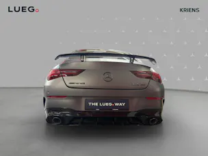 Mercedes-Benz CLA 35 4M - AMG / DISTRONIC / Rückfahrkamera / Panorama-Dach
