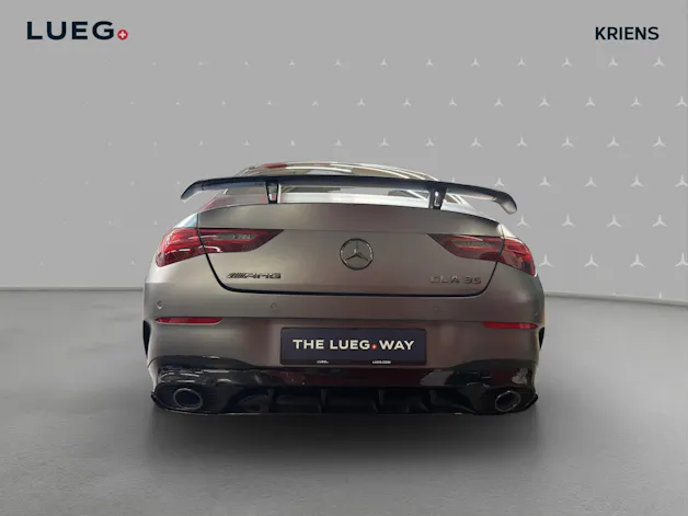 Mercedes-Benz CLA 35 4M - AMG / DISTRONIC / Rückfahrkamera / Panorama-Dach