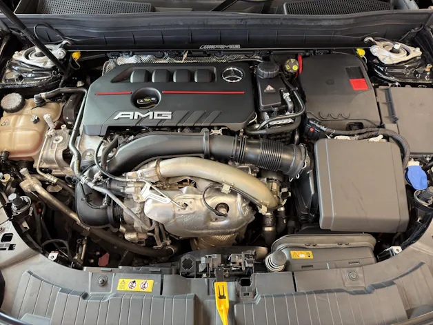 Mercedes-Benz GLB 35 AMG 4 MATIC