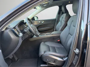 VOLVO XC60 2.0 T6 TE Ultra Dark eAWD