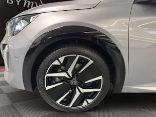 Peugeot 208 1.2 MHEV 145 GT