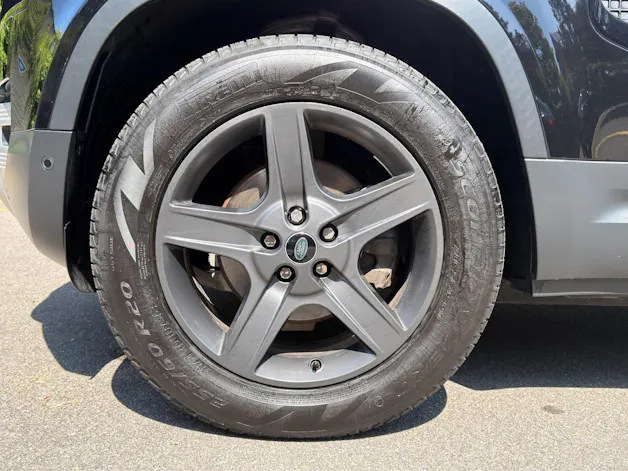 Land Rover Defender 110 3.0 D I6 200 SE AWD AT8