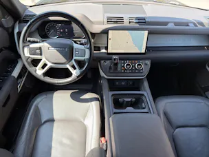 Land Rover Defender 110 3.0 D I6 200 SE AWD AT8