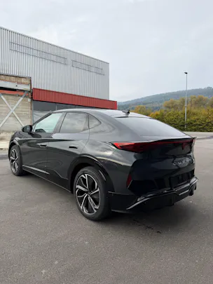 CUPRA Tavascan 77 kWh Edge 4D