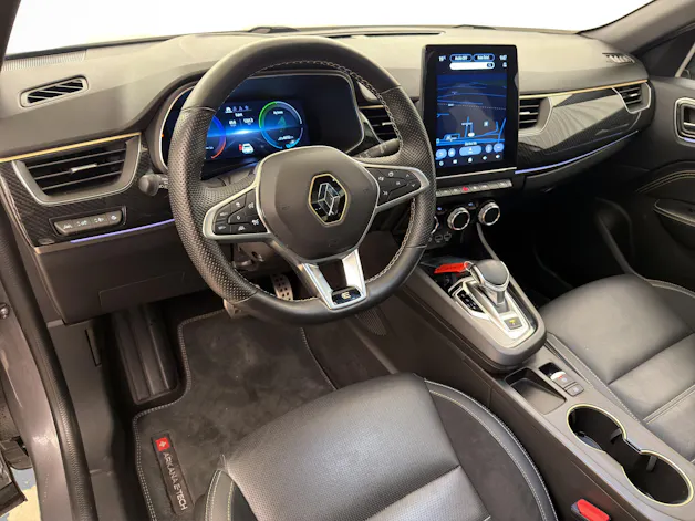 RENAULT Arkana 1.6 E-Tech Engineered