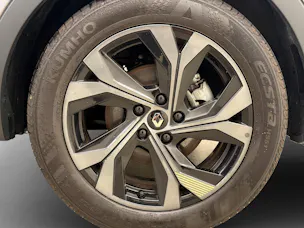 RENAULT Arkana 1.6 E-Tech Engineered