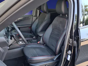 Ford Kuga 2.5i FHEV FULL-HYBRID 183 PS ST-Line X 4x4 AUTOMAT