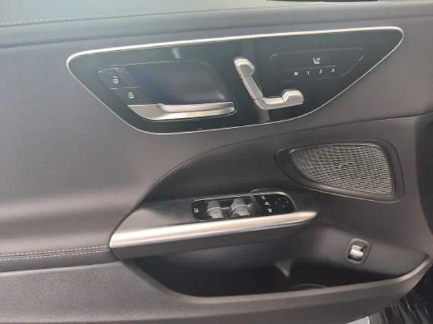 Mercedes-Benz C 300 4 Matic
