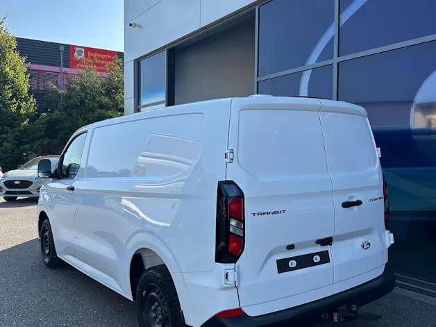 Ford Transit Custom Van 320 L1 2.0 EcoBl Trend/136CV/Aut.