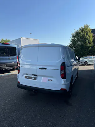 FORD Transit Custom Van 320 L1 2.0 EcoBl Trend/136CV/Aut.