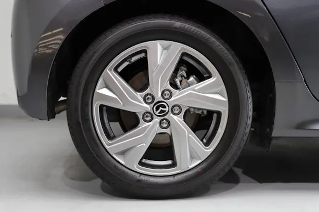 MAZDA 2 Hybrid Exclusive-line