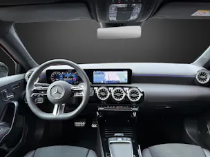 MERCEDES-BENZ A 180 Night Star 7G-DCT