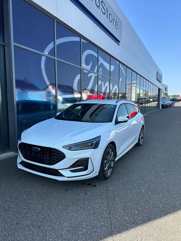 FORD Focus Station Wagon 1.0i EcoB ST-Line X/155CV/Aut.