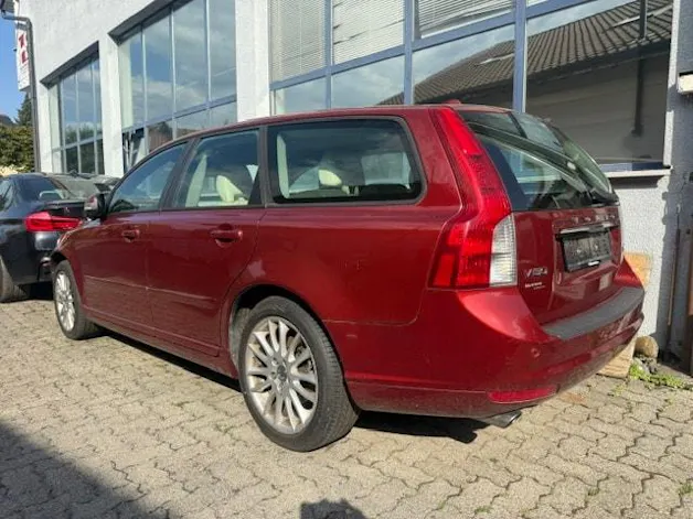 Volvo V50 D3 Summum Geartronic