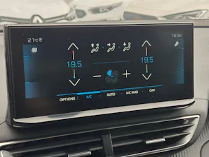 Peugeot 3008 1.2 PureTech Allure EAT8