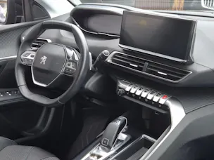 Peugeot 3008 1.2 PureTech Allure EAT8