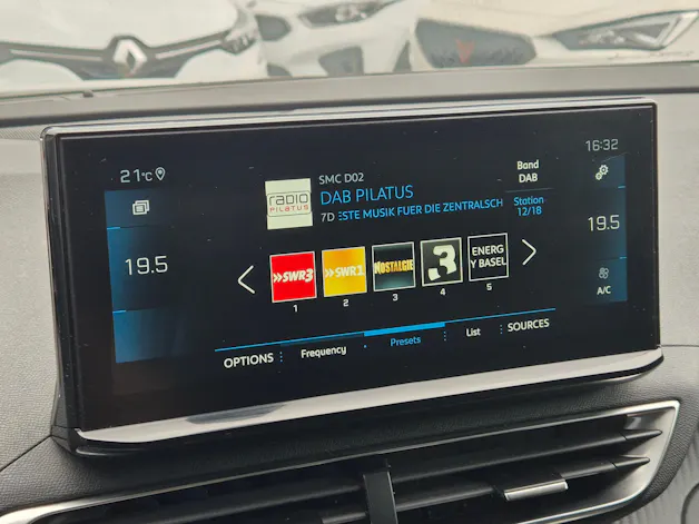 Peugeot 3008 1.2 PureTech Allure EAT8