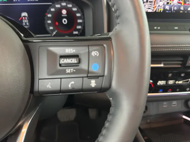 Nissan X-Trail 1.5 VC-T e-Power 4WD 7 Sitze N-Trek