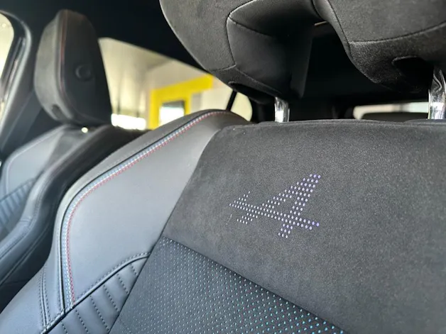 Renault Rafale 1.2 E-Tech Plug-in Hybrid 300 4x4 Atelier Alpine
