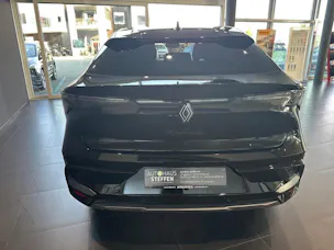 Renault Rafale 1.2 E-Tech Plug-in Hybrid 300 4x4 Atelier Alpine