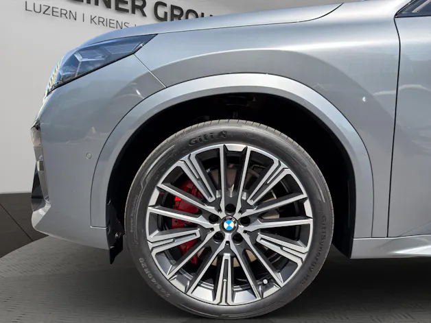 BMW iX2 xDrive 30 M Sport Pro