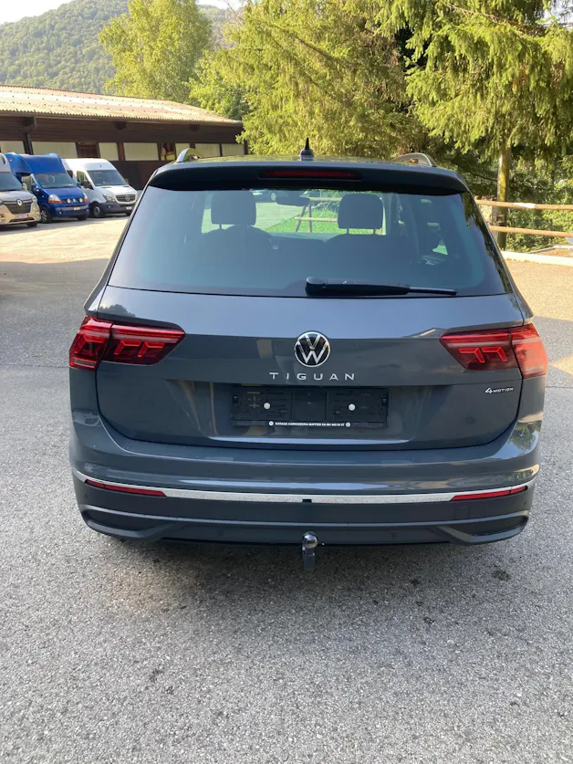 VW Tiguan 2.0TSI Elegance 4Motion DSG
