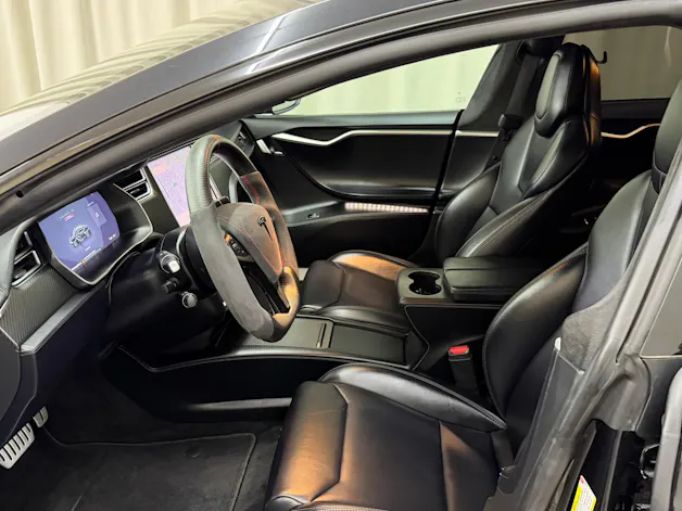 Tesla Model S 100 D Performance