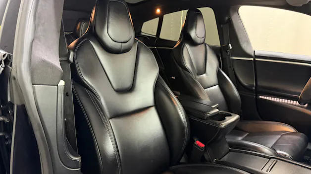 Tesla Model S 100 D Performance
