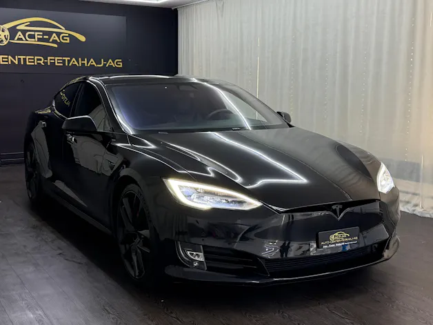 Tesla Model S 100 D Performance