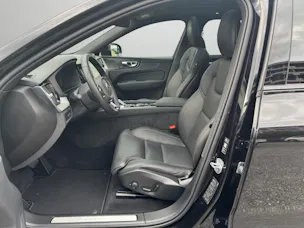 VOLVO XC60 2.0 T6 TE Black Edition eAWD