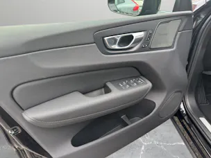 VOLVO XC60 2.0 T6 TE Black Edition eAWD