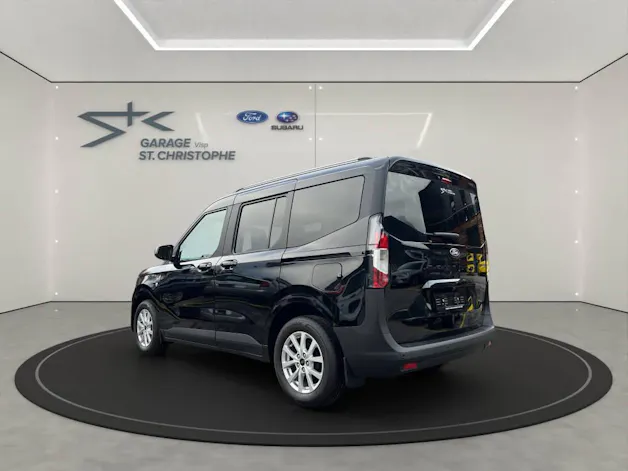 Ford Tourneo Courier 1.0 EcoBoost Titanium