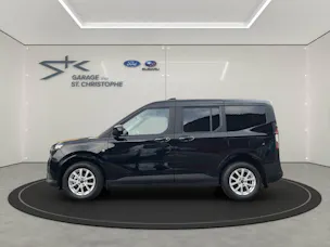Ford Tourneo Courier 1.0 EcoBoost Titanium