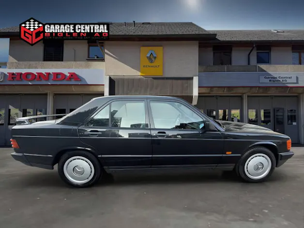 MERCEDES-BENZ E 190 (201)