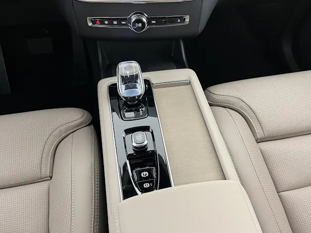 Volvo XC90 2.0 T8 TE Ultra Dark eAWD