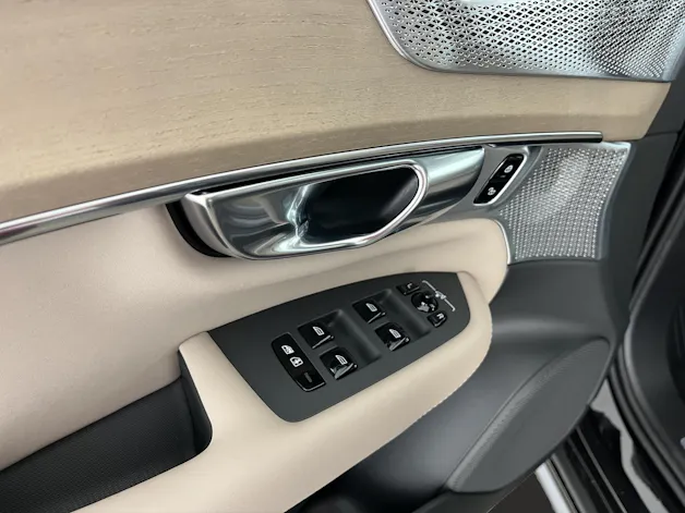 Volvo XC90 2.0 T8 TE Ultra Dark eAWD