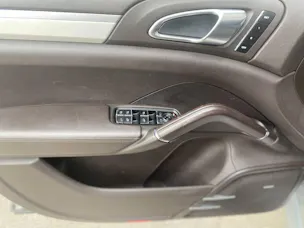 PORSCHE Cayenne 4.8 V8 Turbo TipTronic