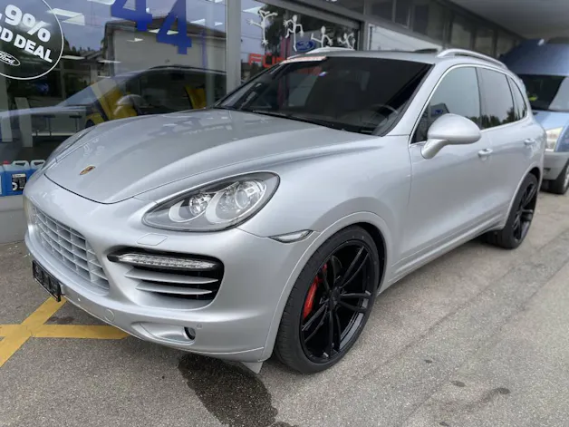Porsche Cayenne 4.8 V8 Turbo TipTronic
