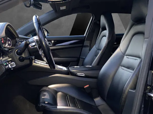 Porsche Panamera 4 E-Hybrid Sport Turismo PDK
