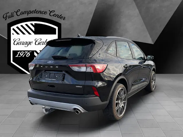 Ford Kuga 2.5 Plug-In Hybrid Cool & Connect