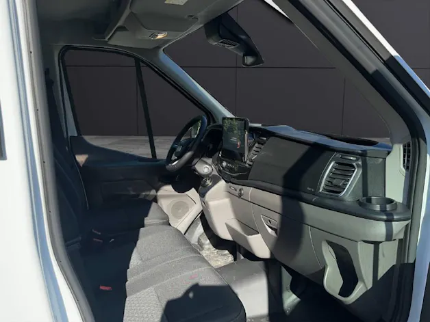 Ford E-Transit Van 350 L2H2 67kWh Trend